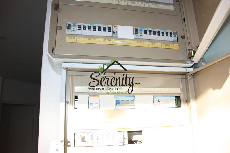 Appartement - 90 m² - 5 pièces