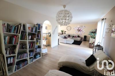 Maison - 202 m² - 7 pièces