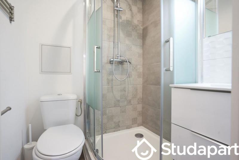 Chambre - 13 m² - 1 pièce