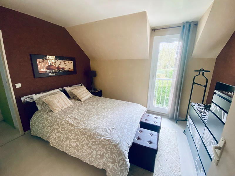 Maison - 95 m² - 5 pièces