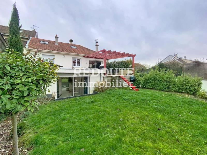 Maison - 163 m² - 6 pièces