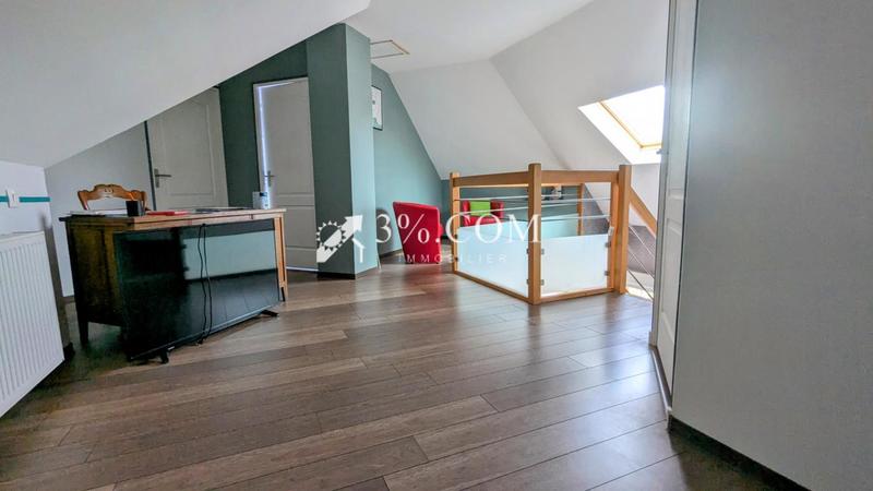 Maison - 180 m² - 7 pièces