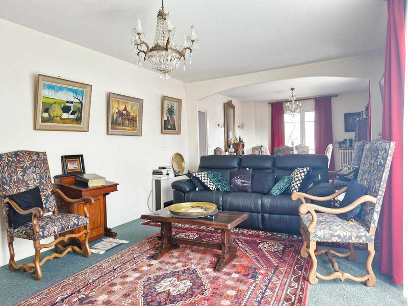 Maison - 140 m² - 5 pièces