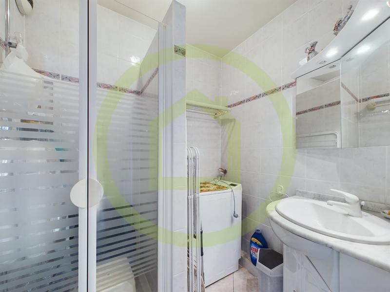 Appartement - 86 m² - 4 pièces