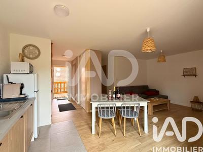 Immeuble - 210 m² - 3 pièces