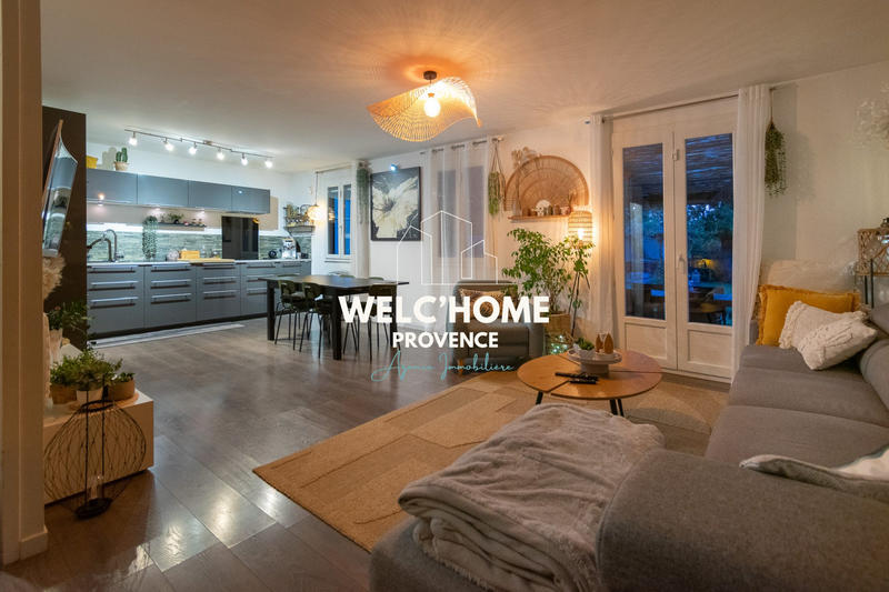 Maison - 105 m² - 5 pièces