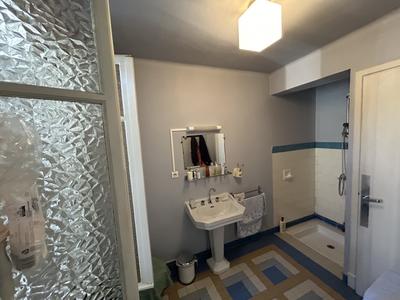 Maison traditionnelle - 188 m² - 7 pièces