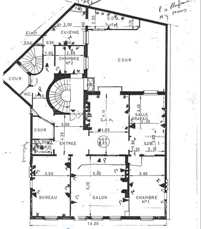 Appartement - 184 m² - 6 pièces