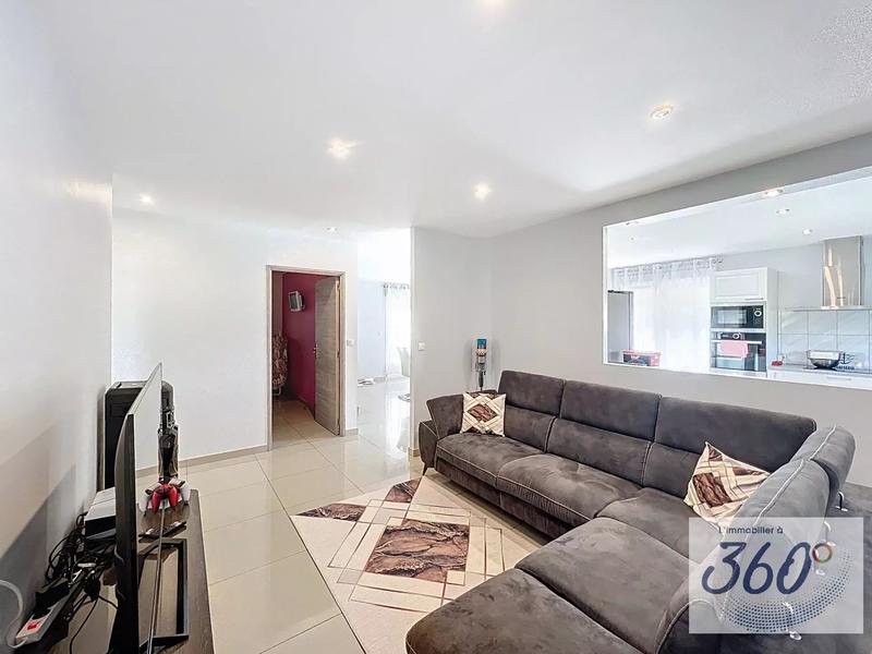 Maison - 98 m² - 4 pièces