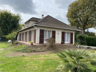 Maison - 170 m² - 5 pièces