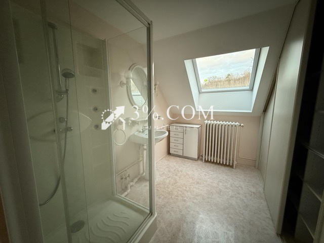 Maison - 193 m² - 7 pièces