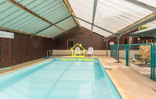 Maison ancienne - 210 m² - 5 pièces