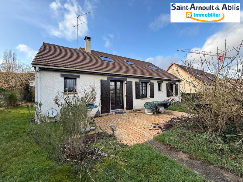 Maison - 95 m² - 5 pièces