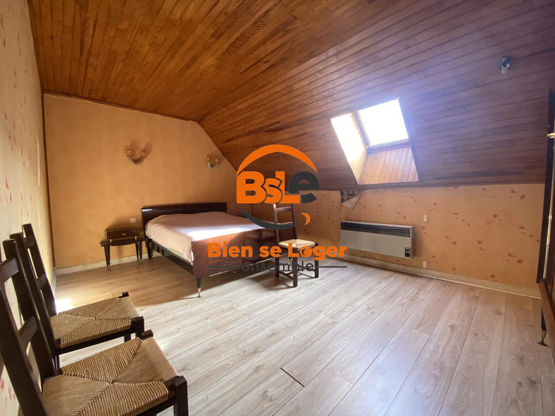 Maison - 101 m² - 5 pièces