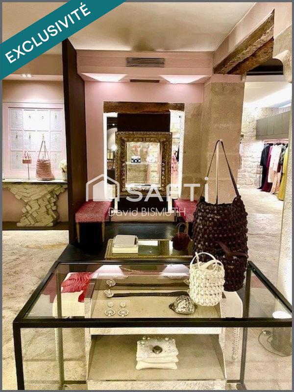 Local commercial - 100 m² - 1 pièce