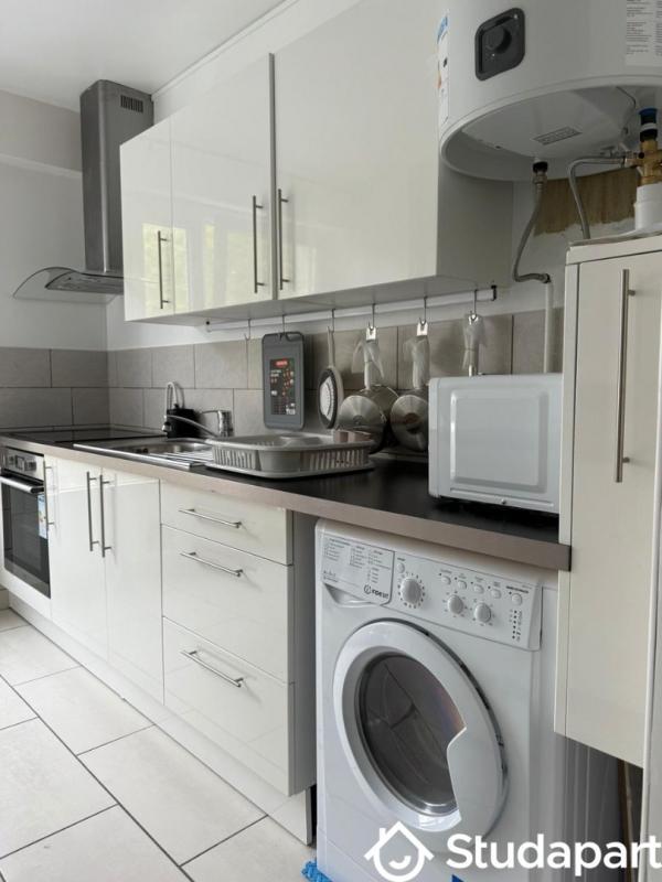 Chambre - 9 m² - 1 pièce