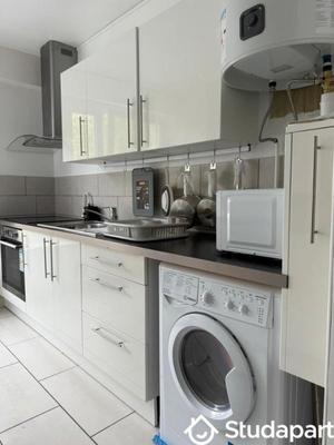 Chambre - 9 m² - 1 pièce