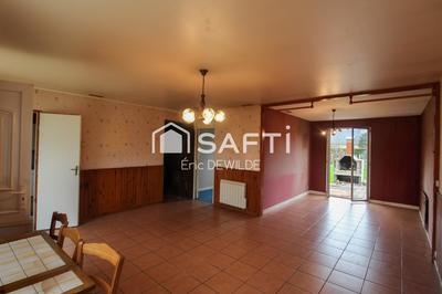 Maison - 104 m² - 4 pièces