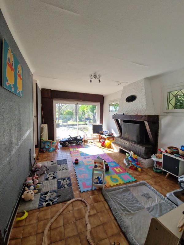 Maison - 152 m² - 6 pièces