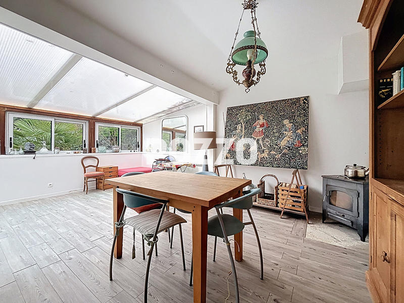 Maison - 75 m² - 5 pièces