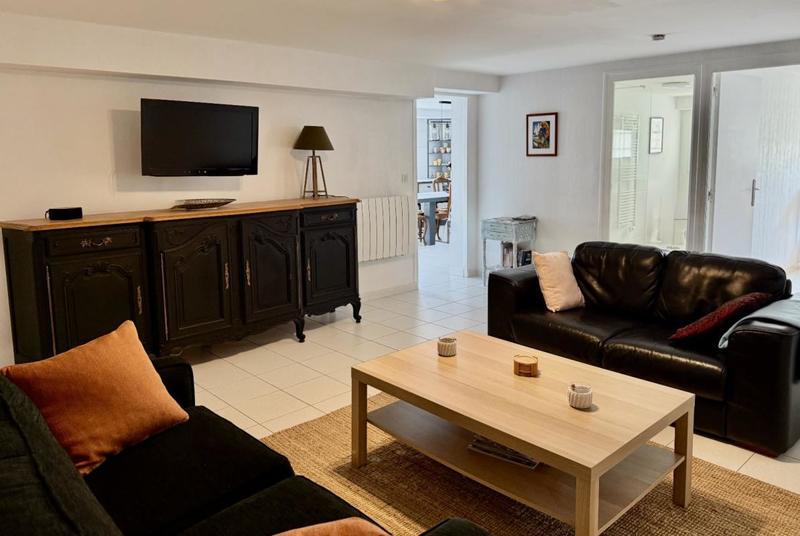 Propriété - 280 m² - 15 pièces