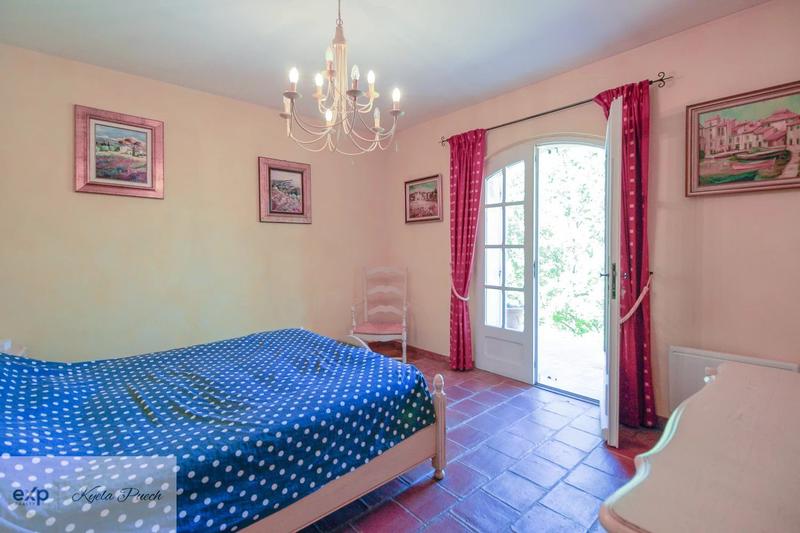 Maison - 185 m² - 7 pièces
