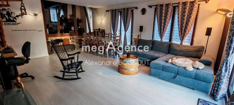Maison - 147 m² - 6 pièces