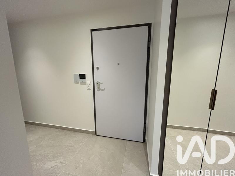 Appartement - 81 m² - 3 pièces