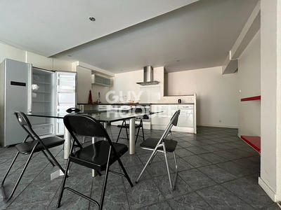 Appartement - 84 m² - 3 pièces