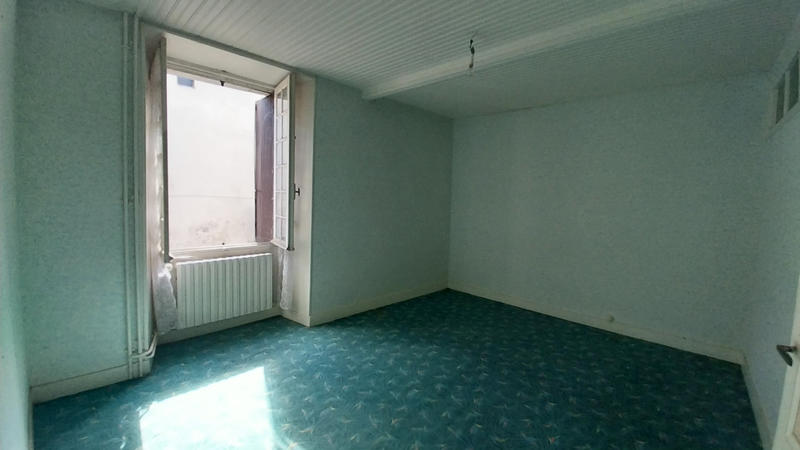 Maison de village - 218 m² - 7 pièces