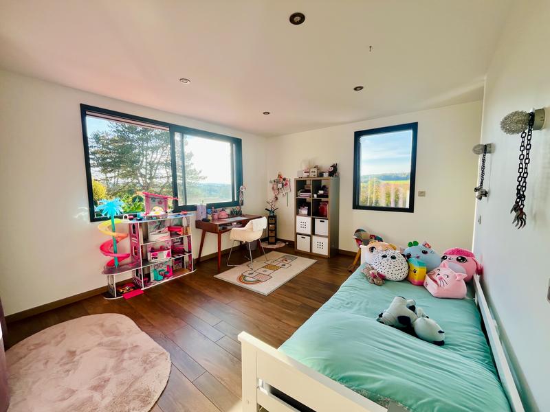 Maison - 179 m² - 6 pièces