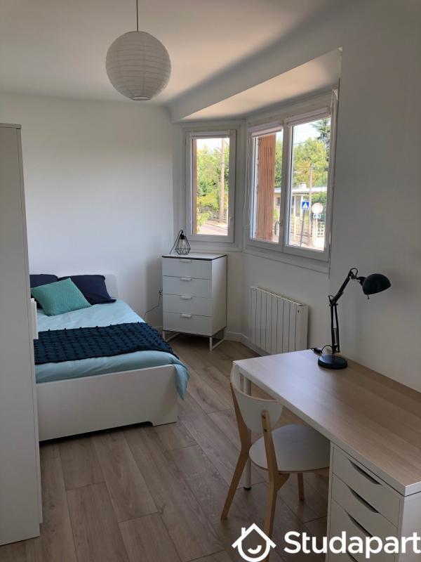 Chambre - 15 m² - 1 pièce