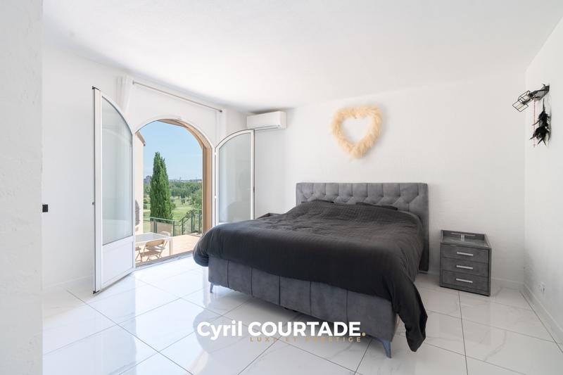 Villa - 245 m² - 7 pièces