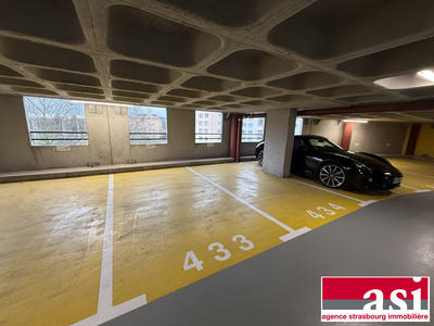 Parking / Garage - 12 m²