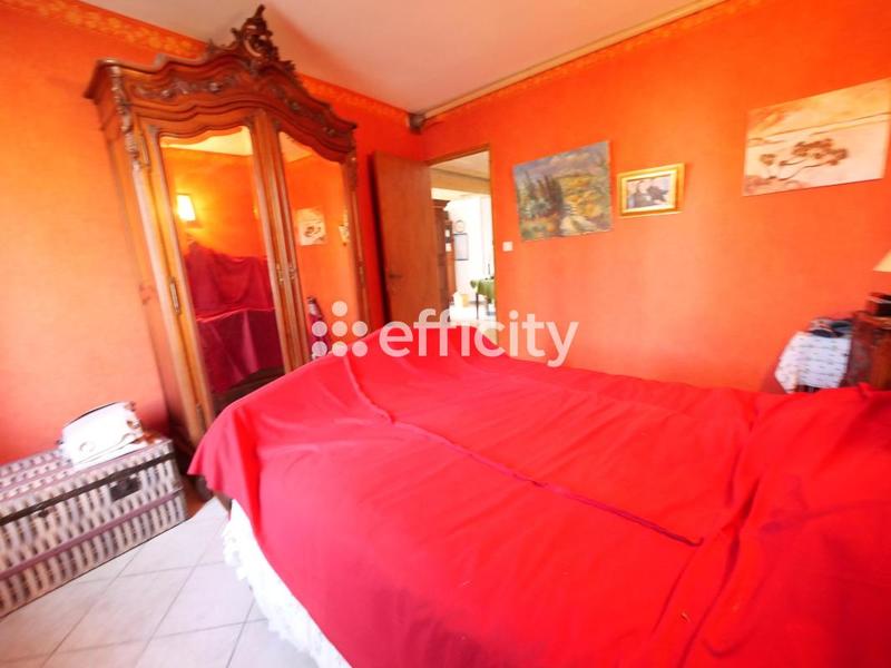 Maison - 163 m² - 8 pièces