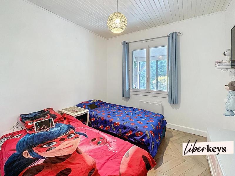 Maison - 180 m² - 6 pièces