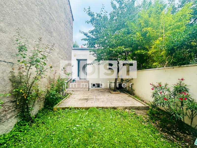 Maison - 85 m² - 4 pièces