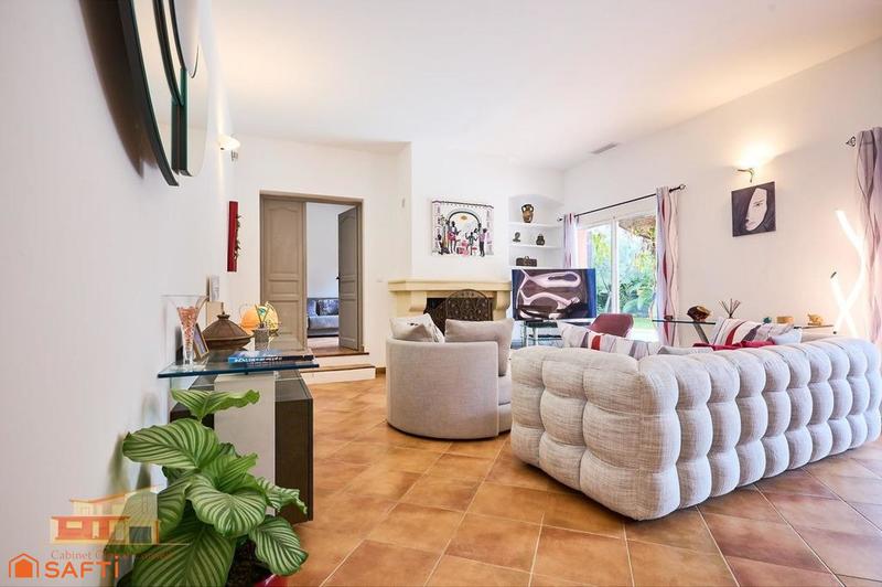 Maison - 171 m² - 5 pièces