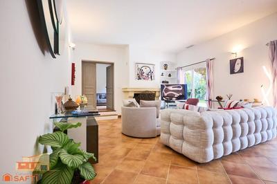 Maison - 171 m² - 5 pièces