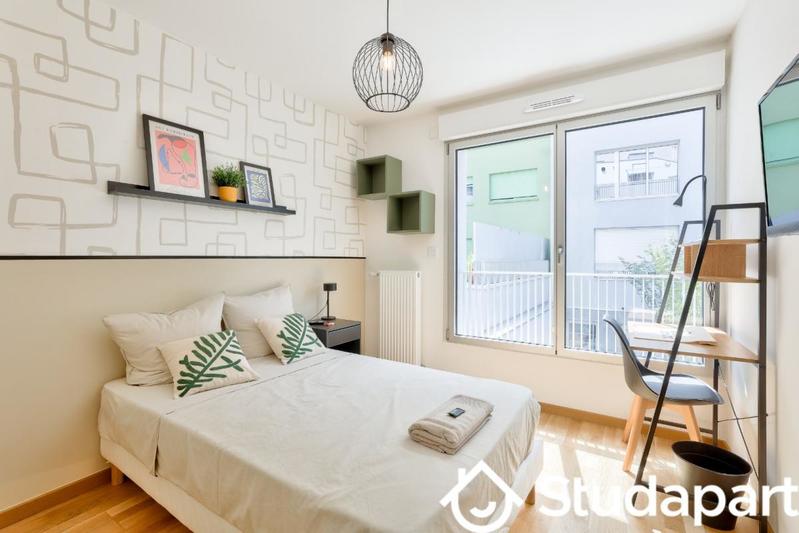 Chambre - 9 m² - 1 pièce