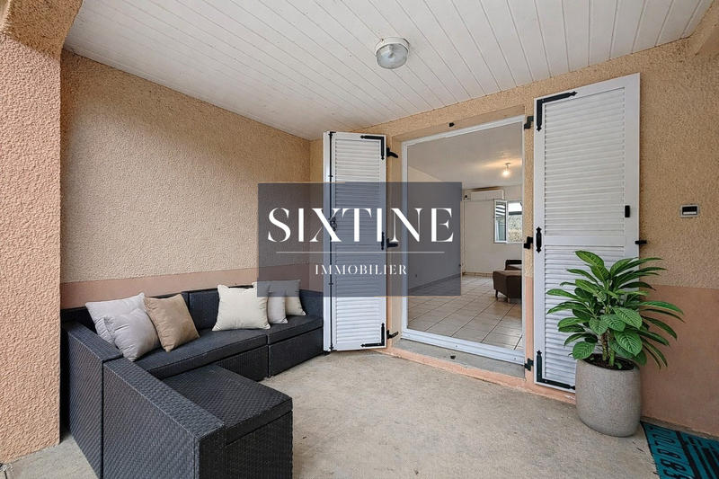 Maison traditionnelle - 82 m² - 4 pièces