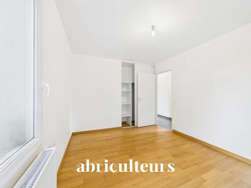 Appartement ancien - 65 m² - 3 pièces