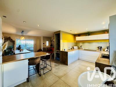 Maison - 144 m² - 6 pièces