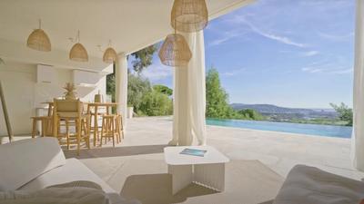 Maison - 336 m² - 12 pièces