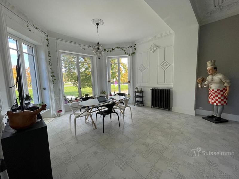 Appartement - 221 m² - 3 pièces