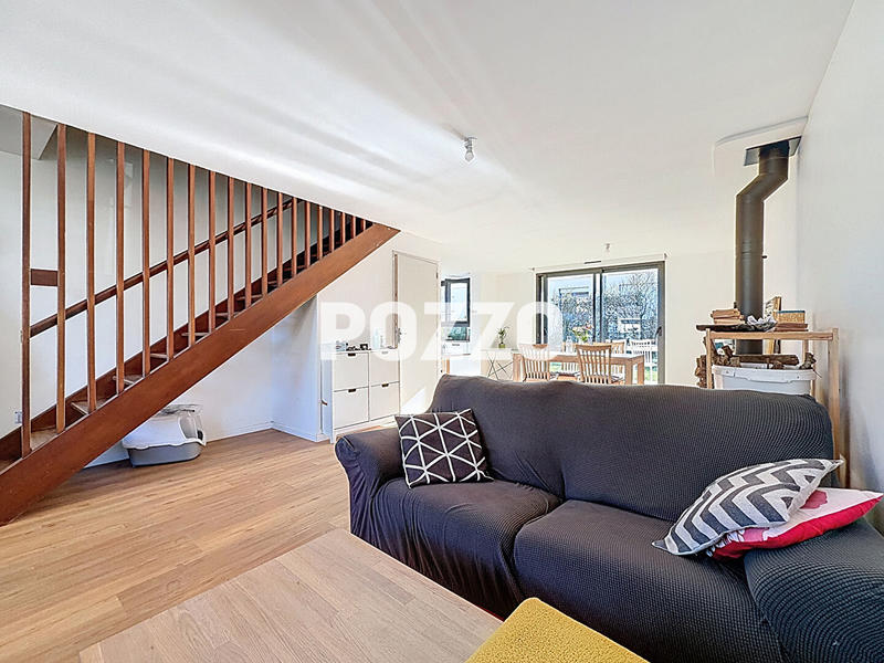 Maison - 89 m² - 6 pièces