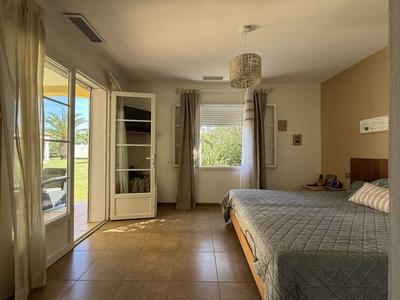 Villa - 188 m² - 6 pièces