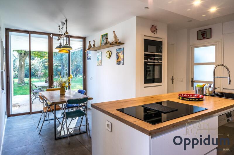 Maison - 189 m² - 5 pièces