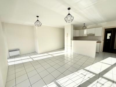 Appartement - 49 m² - 2 pièces