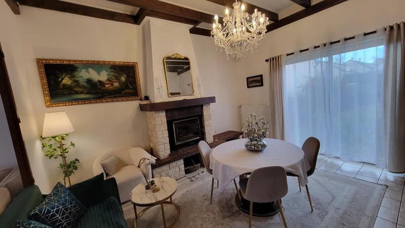 Maison - 143 m² - 2 pièces